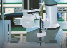 UR روبوت اللحام التعاوني لذراع 850 مم يصل مع Robotiq Robot Gripper