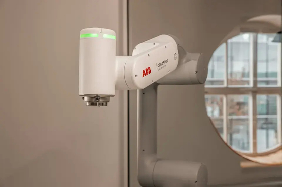 ABB GoFa CRB15000 Cobot مع SMC Electric Gripper 2-Finger Type LEHF Collaborative Robot