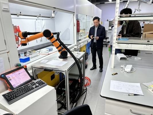 حزمة أنابيب CNGBS لـ Cobot UR Hans Jaka Aubo Arm حماية حزم اللباس الروبوتية