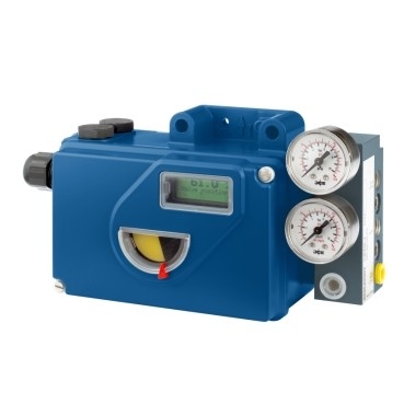 صمام التحكم في التدفق مع منظم مرشح Fisher 67CFR ومحدد موضع الصمام Foxboro SRD991