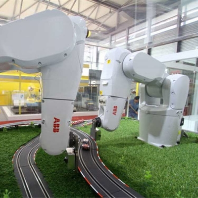 ذراع روبوتية مصغرة 6 محور ABB IRB 1200 مع CNGBS Robot Gripper للتعامل مع أتمتة الروبوت