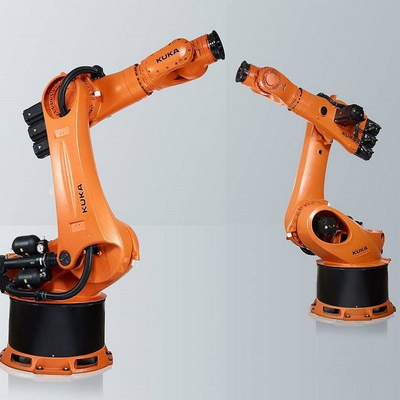 KUKA KR 360 R2830 الذراع الروبوتية الحمولة 360kg مع خط التجميع CNGBS لتجميع المحرك كقطعة ووضع آلة