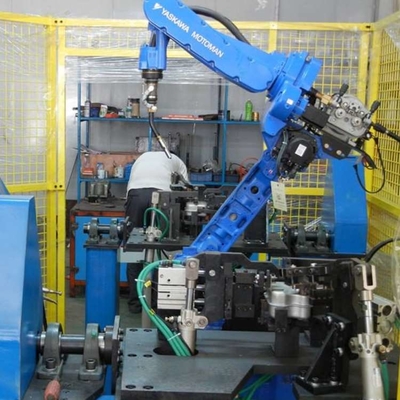 Yaskawa GP225 معالجة الذراع الروبوتية 6 محور مع CNGBS الروبوت دليل السكك الحديدية للروبوت اختيار المنتج