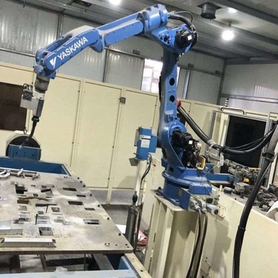 Yaskawa AR1440 الذراع الروبوتية لحام مع CNGBS الروبوت محطة لحام للروبوت لحام الآلي