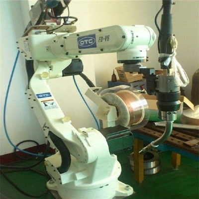 الروبوت الصناعي OTC FD-B6L مع وصول 2008MM مع أجهزة لحام ARC وآلة لحام DM350