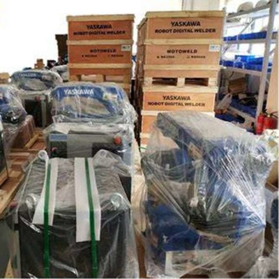 طلاء 6 محور الذراع الروبوتية ياسكاوا MPX2600 مع محطة تنظيف بندقية CNGBS للروبوت الطلاء