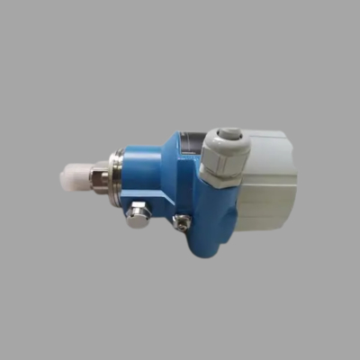 صمام الغاز الطبيعي مزود بمقياس تدفق Endress+Hauser Proline Prowirl R 200 و جهاز نقل ضغط Deltabar PMC51B.