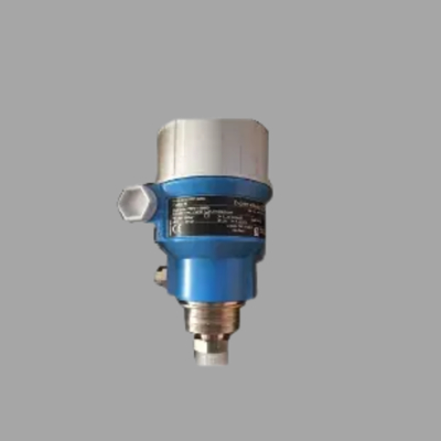صمام الغاز الطبيعي مزود بمقياس تدفق Endress+Hauser Proline Prowirl R 200 و جهاز نقل ضغط Deltabar PMC51B.