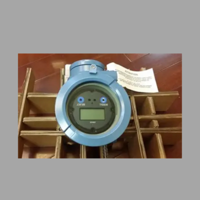 Pressure reducing and desuperheating station with a Micro Motion F100A Coriolis flowmeter and 1700 | 2700 integral transmitter