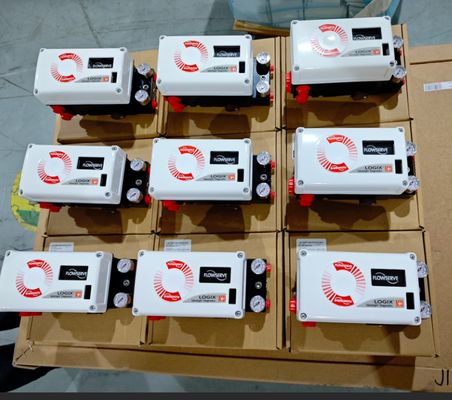 China Angle Control Valve with Flowserve Logix 3821-28EA-D43L-1010-00 Industrial Valve Positioner and Aso Filter Regualor