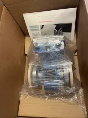 عداد تدفق كوريوليس من نوع Endress Hauer Proline Promass F 300، بقطر اسمي من 8 إلى 250 مم، بدقة فائقة، وهيكل من الفولاذ المقاوم للصدأ