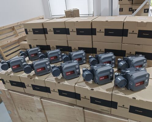 جهاز تحكم الصمام الرقمي Fisher DVC6200 مع اتصال HART وإشارة التحكم 4-20mA في غطاء سبيكة الألومنيوم