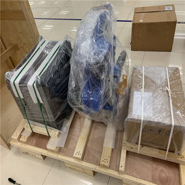 Yaskawa Motoman بـ 6 محاور ، روبوت AR2010 اللحام الموسع يوفر سرعة وقوة مع YRC1000 Robot Controller
