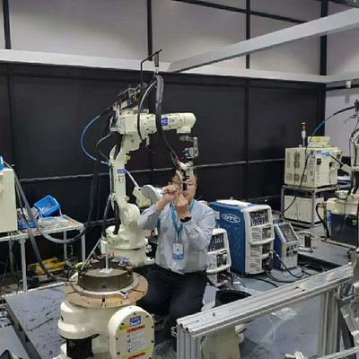 FD-B6 OTC لحام روبوت صناعي ذراع آلي تركيب نوع الأرضية