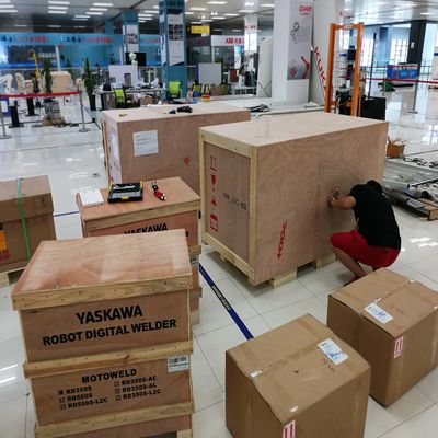 AR1440 1440mm 6 محور قوس اللحام Yaskawa Robot Arm