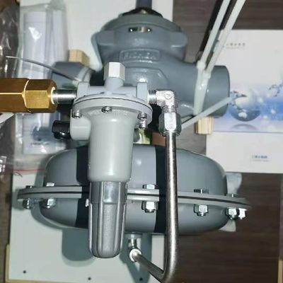 تتحكم منظمات ضغط الغاز فيشر 1098-EGR 1098H-EGR في منظم الضغط الرقمي وصمام تخفيض الضغط