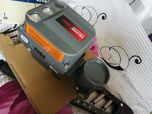 جهاز التحكم الرقمي Fisher Valve Positiner DVC6200f لا يوجد تعليقات على موضع الاتصال