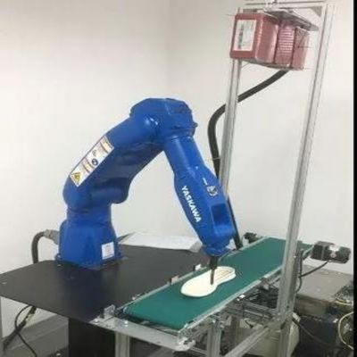 Motoman GP7 6 Axis Industrial Robot Arm المستخدمة في منصات نقالة الروبوت
