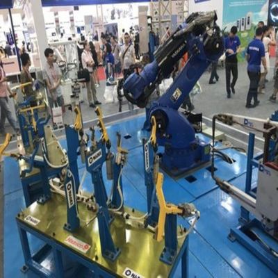 ذراع روبوت صناعي كبير ذو 6 محاور Motoman GP180 لمنصة نقالة روبوت