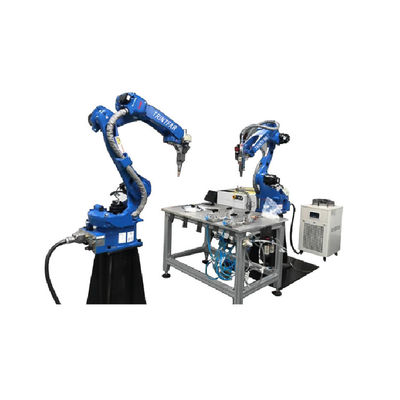 آلة اللحام للروبوت الصناعي Motoman AR1440 مع عمال اللحام ARC الآخرين كروبوت لحام أوتوماتيكي