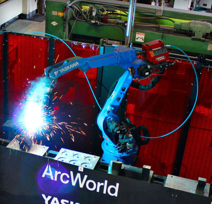 6 Aixs Robot مع حمولة 12 كجم 2010 مم تصل إلى AR2010 آلة لحام مع ذراع روبوت صناعي