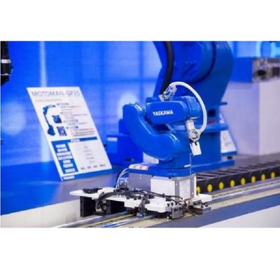 سعر الروبوت الصناعي GP7 مع حمولة 7 كجم ووحدة تحكم YRC1000 CNC لمعالجة المواد