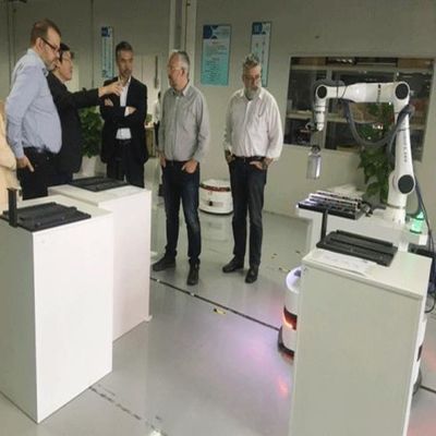 اختر ووضع ذراع الروبوت Elfin E10 1300mm للوصول إلى روبوت التجميع