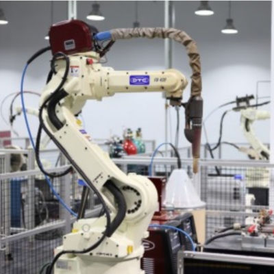 MIG Welding Robot 6 Axis OTC FD-B6 آلة لحام السيارات الروبوتية