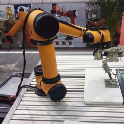 AUBO Robot AUBO i3 6 Axis Robotic Arm لاختيار ووضع روبوت تعاوني
