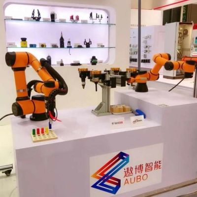 AUBO Robot AUBO i3 6 Axis Robotic Arm لاختيار ووضع روبوت تعاوني