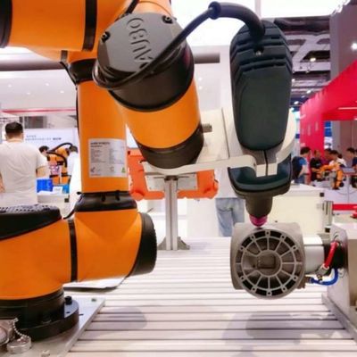 AUBO i5 6 Axis Collaborative Robot Arm لقفل المسمار مثل Cobot