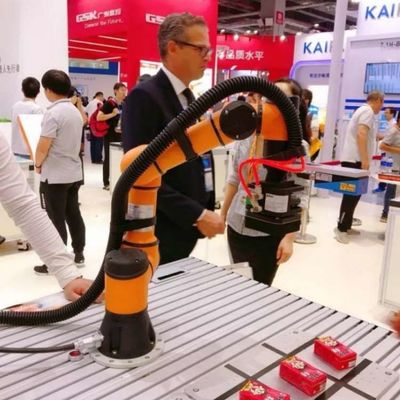 AUBO i5 6 Axis Collaborative Robot Arm لقفل المسمار مثل Cobot
