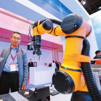 محور Cobot AUBO I16 6 للتحميل والتفريغ كروبوت تعاوني