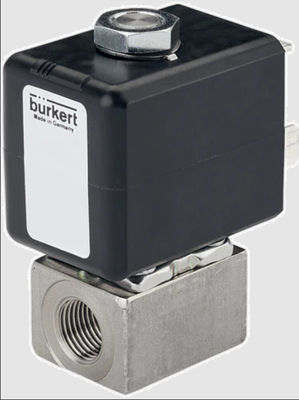 نوع Burkert 7011 كصمام غاطس يعمل بشكل مباشر 22 طريقة مع IP65 يستخدم كصمام كهرومغناطيسي لأجزاء الصمام