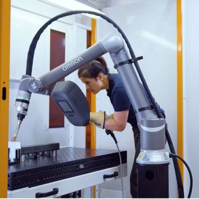 الذراع الروبوتية لحام الأتمتة OMRON TM12 6 محور الذراع الروبوتية كروبوت تعاوني