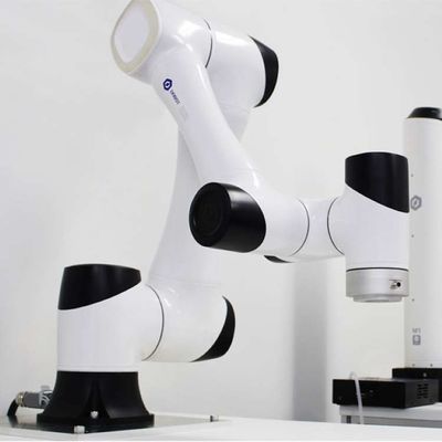 روبوت تعاوني الصين CR10 مع ذراع CNC 6 حمولة روبوت المحور 10 كجم مثل Cobot