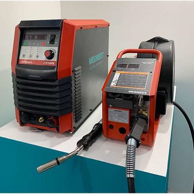آلة لحام MIG Artsen CM500 II مع ذراع الروبوت CNGBS لحام الروبوت CO2 MAG MIG