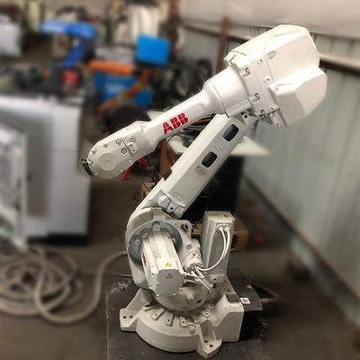 6 محور الذراع الروبوتية ABB IRB2600 من الروبوت الصناعي لتعبئة روبوت منصات نقالة وآلة التعبئة