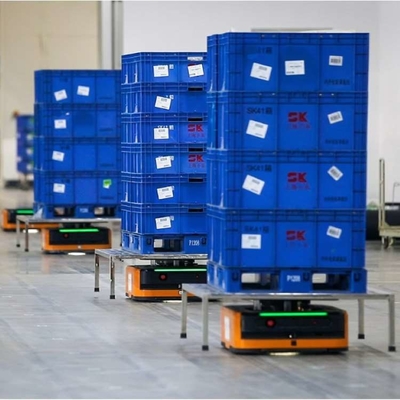AGV Robot Q3-600C الحمولة المفيدة 600kg مع CNGBS الذراع الروبوتية الكوبوتية لمشروع الأتمتة كAGV